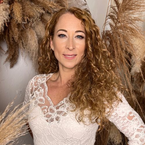 Tóth Nerella
